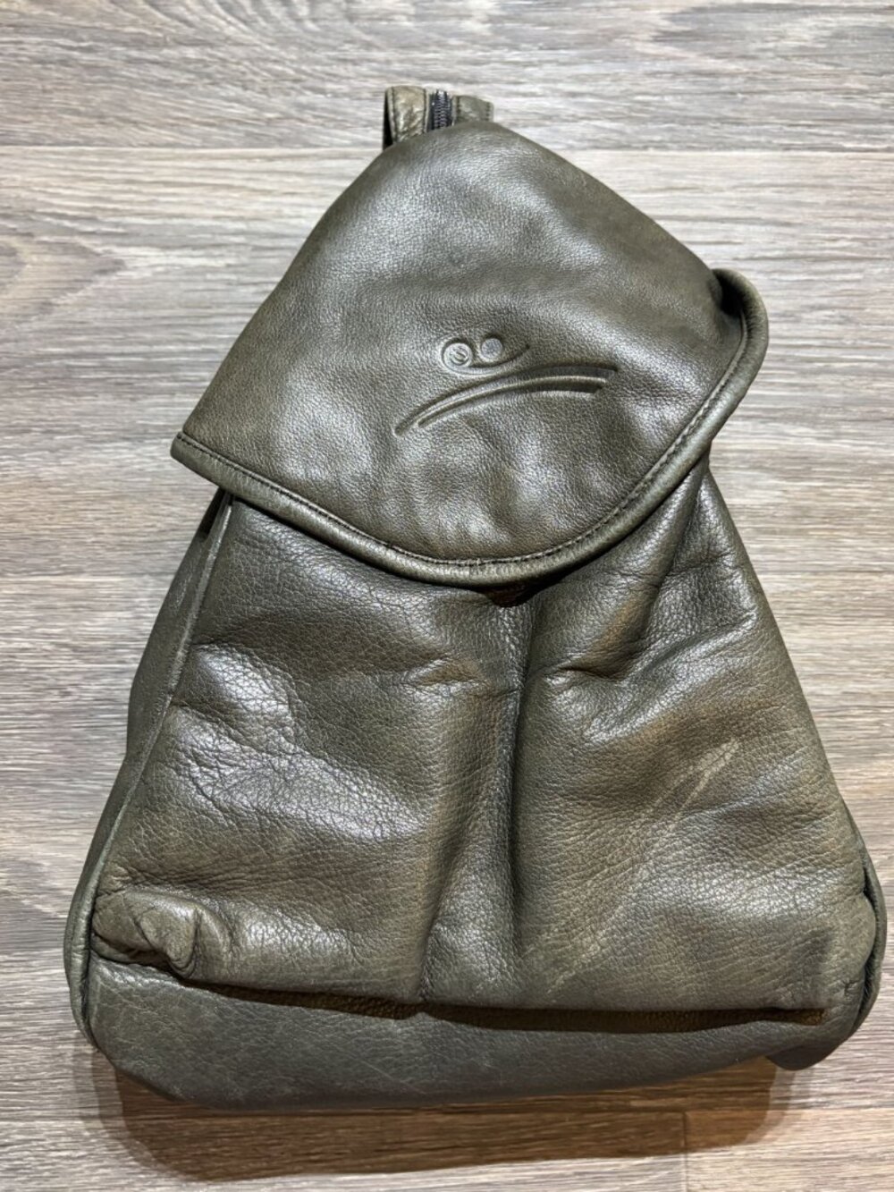 Canyon Outback Green Leather Convertible Crossbody Sling Backpack Bag 90s VTG